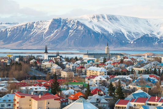 How to spend a mid-winter day in Iceland